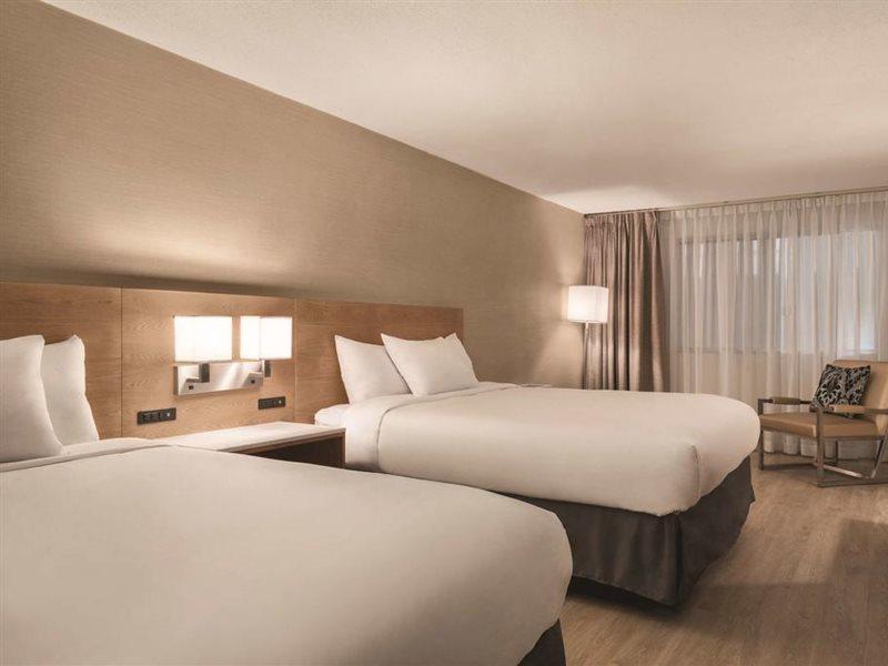 Clarion Hotel Milwaukee Airport Exterior foto