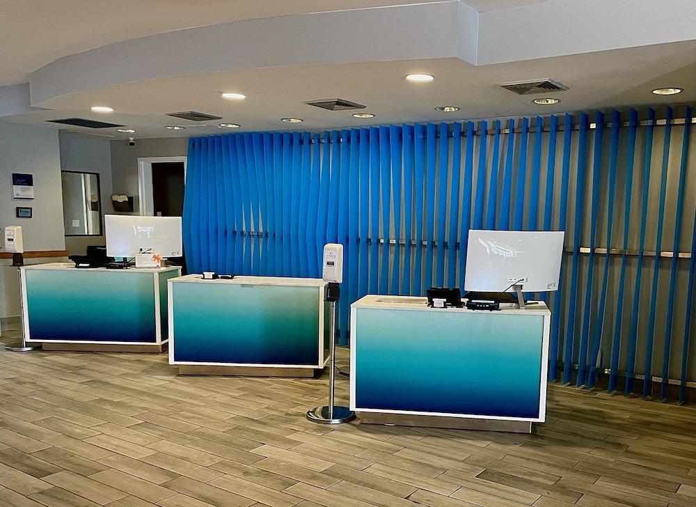 Clarion Hotel Milwaukee Airport Exterior foto
